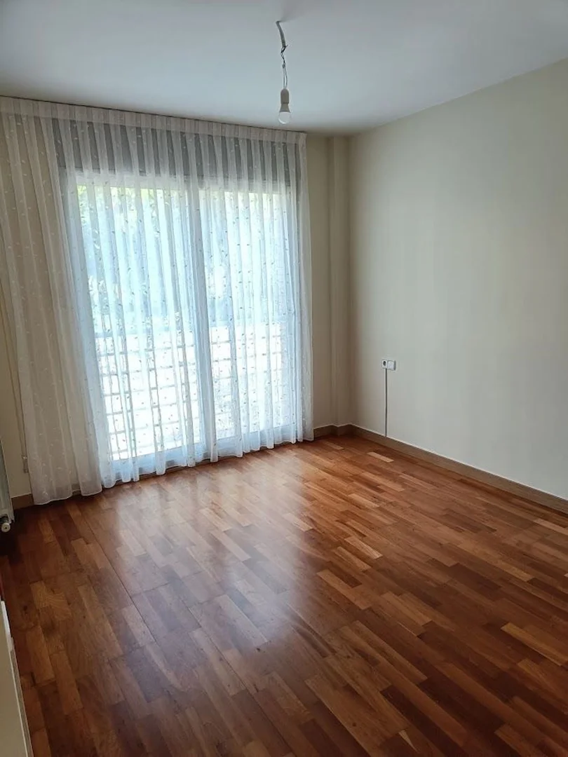 Chalet adosado en Barrio Sant Genís Dels Agudells - Montbau - Foto 12