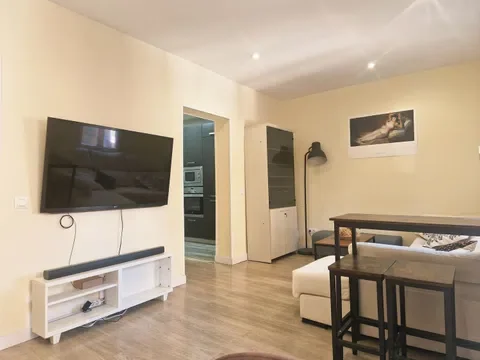 Piso en calle de la Infanta Mercedes, 97 - Foto 15