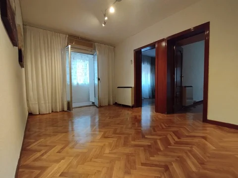 Piso en Calle de Villalobos, 85 - Foto 3