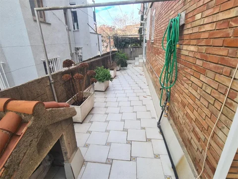 Piso en  Passeig de la Font d'en Fargas 30 - Foto 8