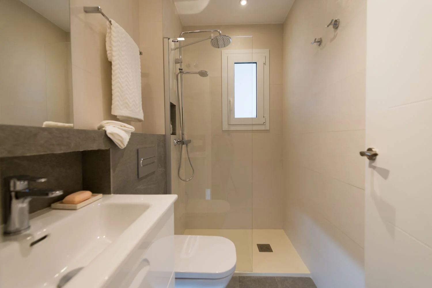 Piso en calle de Viladomat, 198 - Foto 15