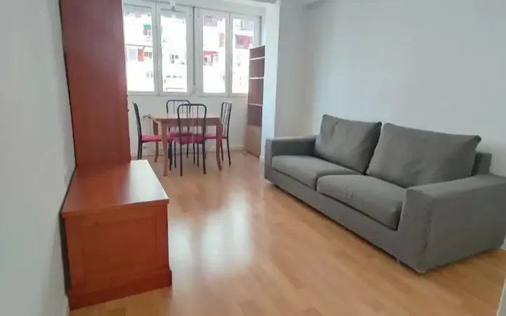 Piso en  Avenida Donostiarra 5 - Foto 1