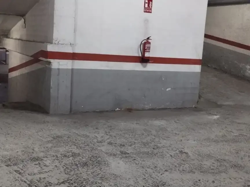 Garaje en  Carrer de la Constitució 127 - Foto 6