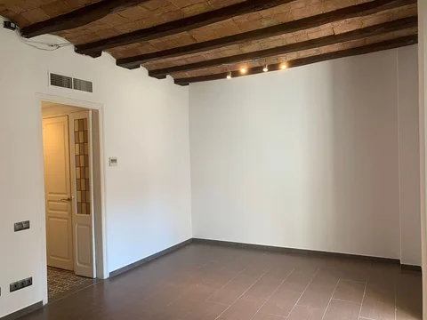 Piso en calle de València, 76 - Foto 3