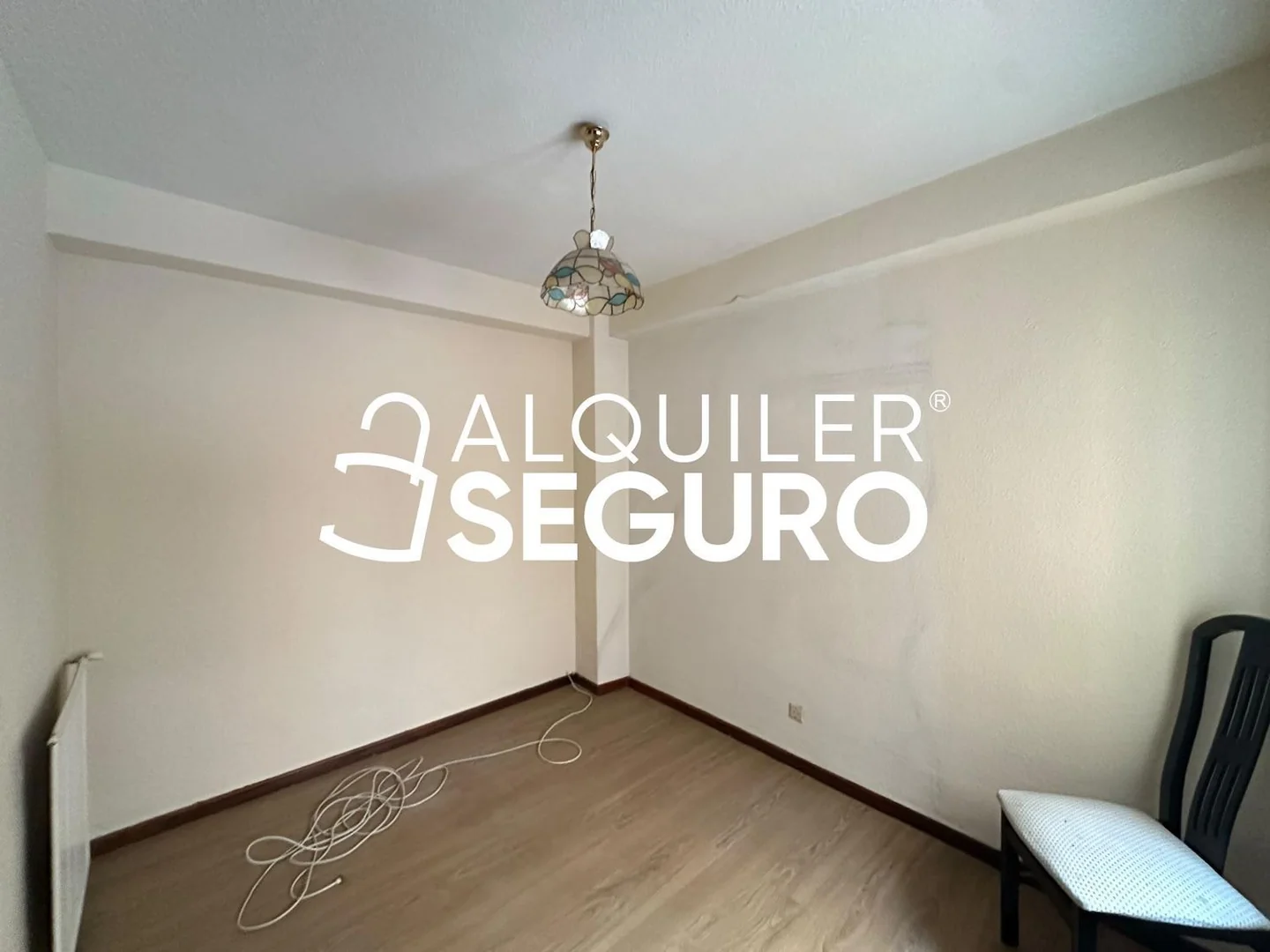 Piso en Calle Pico de los Artilleros, Vinateros - Foto 2