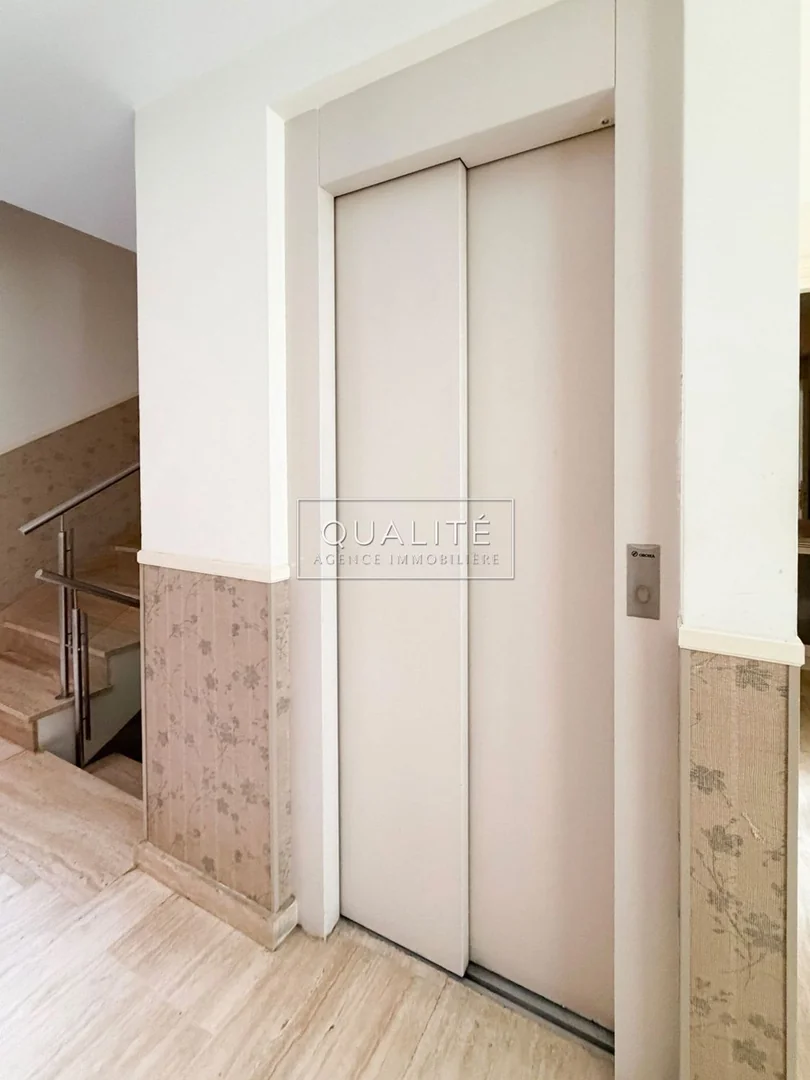 Chalet adosado en Calle de Ángel Cavero, Conde Orgaz-Piovera - Foto 5