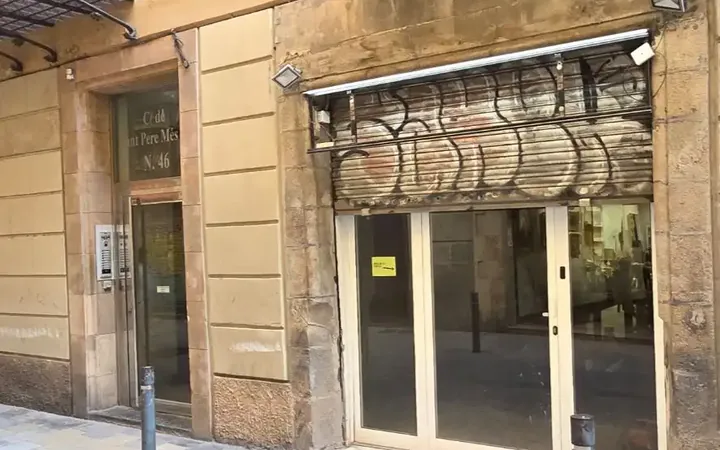 Local comercial en  Carrer de Sant Pere Més Alt 64 - Foto 1