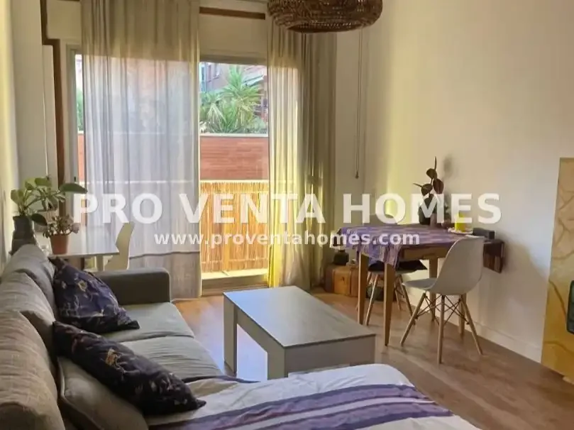 Apartamento en  Carrer de l'Historiador Maians 20 - Foto 2