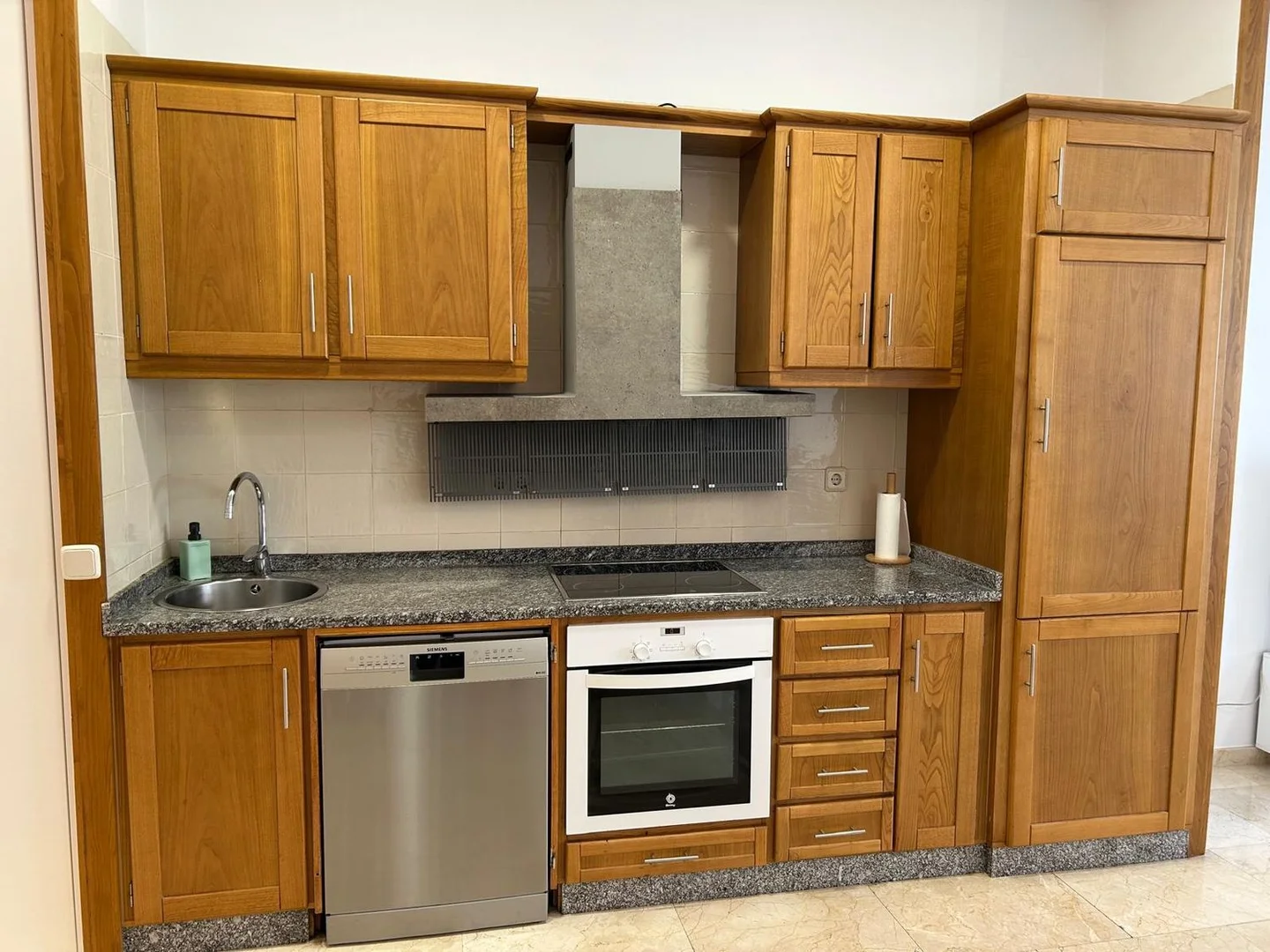 Estudio en Barrio Cuatro Caminos - Foto 14