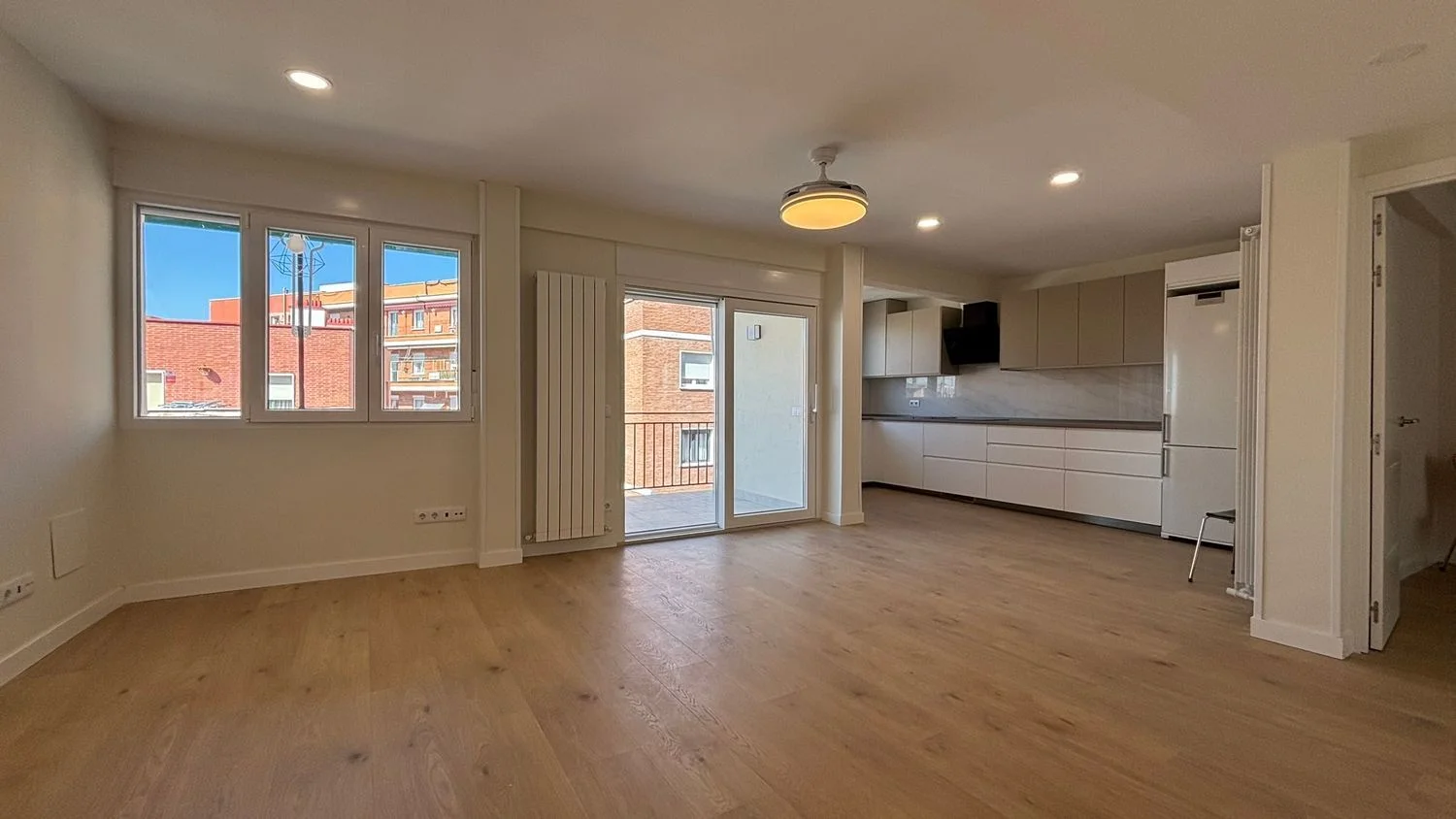 Piso en calle de Clara del Rey, 45 - Foto 1