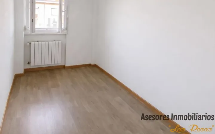 Piso en Vinateros - Foto 1
