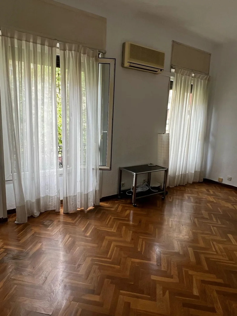 Piso en Calle de Galileo, 70, Arapiles - Foto 2