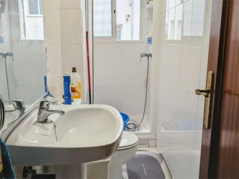 Piso en  Calle de Mauricio Legendre 27 - Foto 18