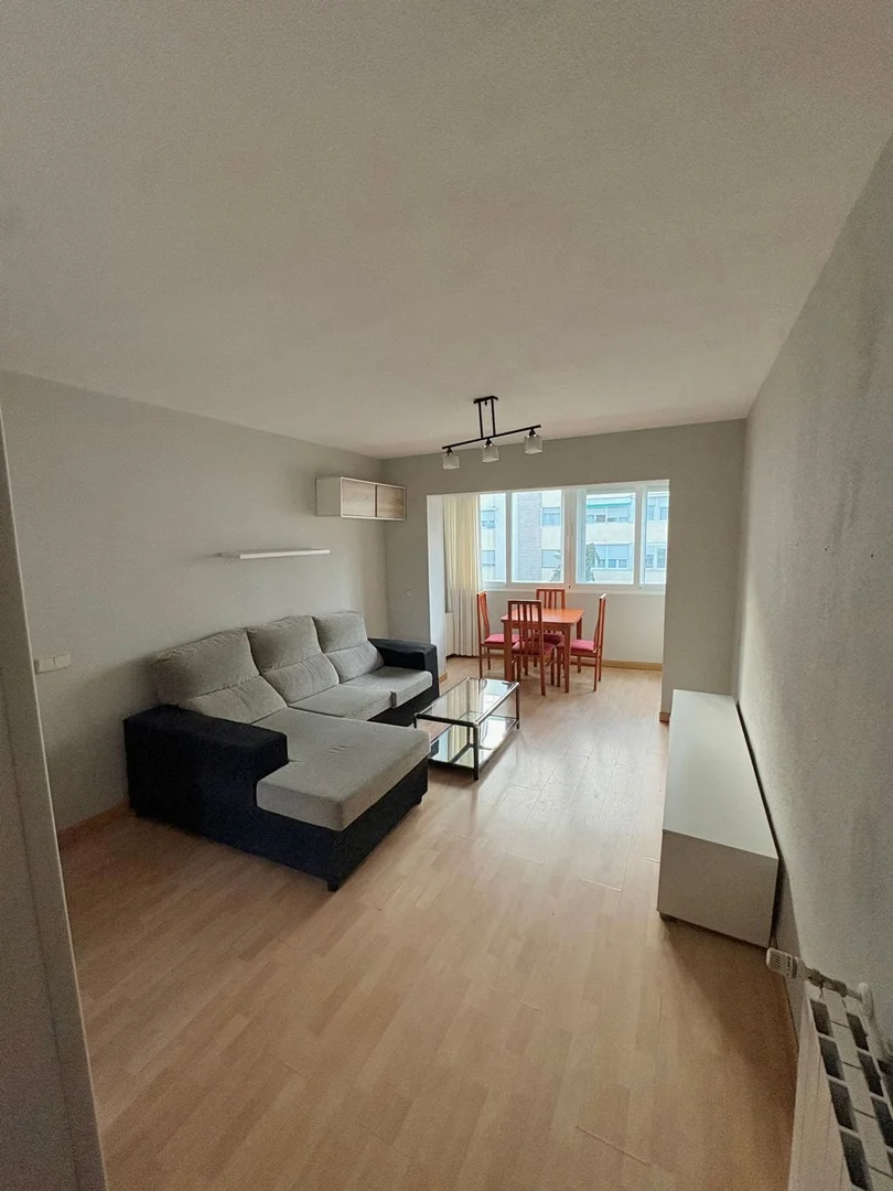 Piso en calle Impala, 16