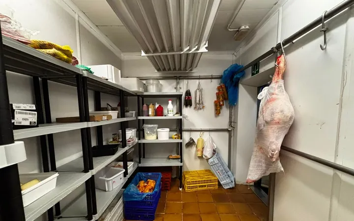 Local en Carnicería, tienda de alimentación en Avenida de Madrid, La Maternitat i Sant Ramon - Foto 15