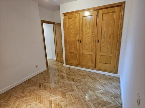 Piso en  Calle de Guillermo Pingarron 10 - Foto 5