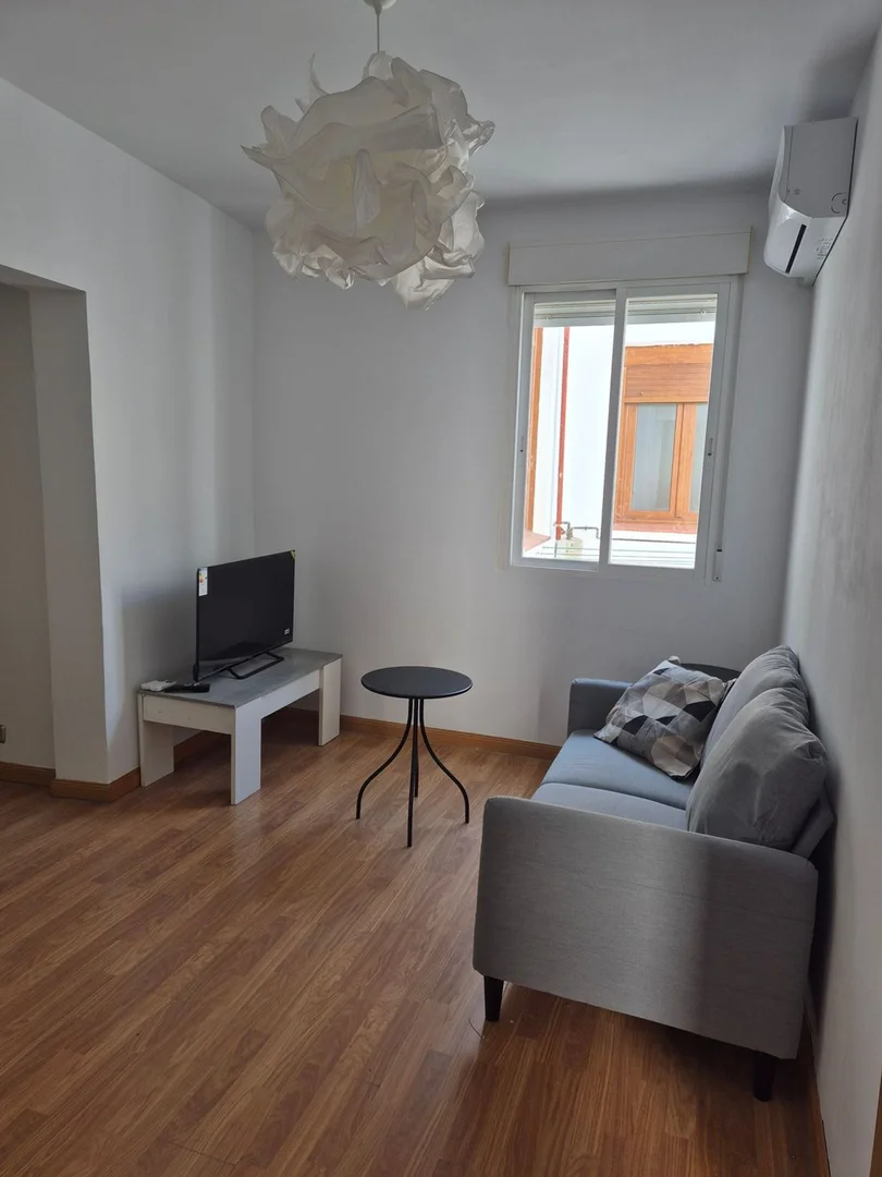 Piso en calle del León, 30 - Foto 2