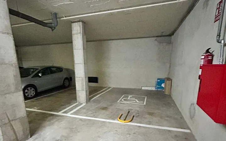 Garaje en Calle d'Aneto, 34, Can Peguera - El Turó de la Peira - Foto 1