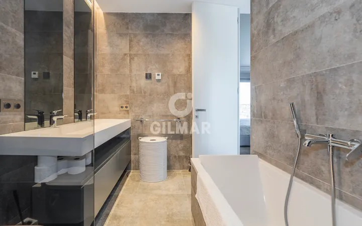 Chalet Adosado en Valdefuentes, Madrid - Foto 23