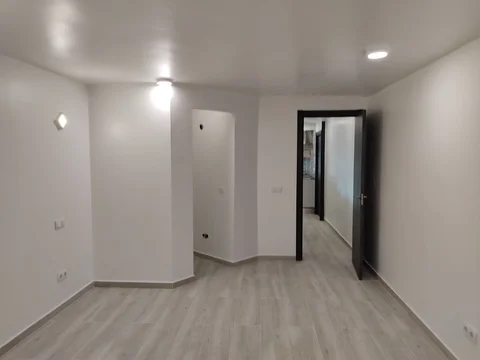 Estudio en avenida de Can Baró, 1 - Foto 17