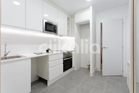 Piso en calle de Trafalgar - Foto 19