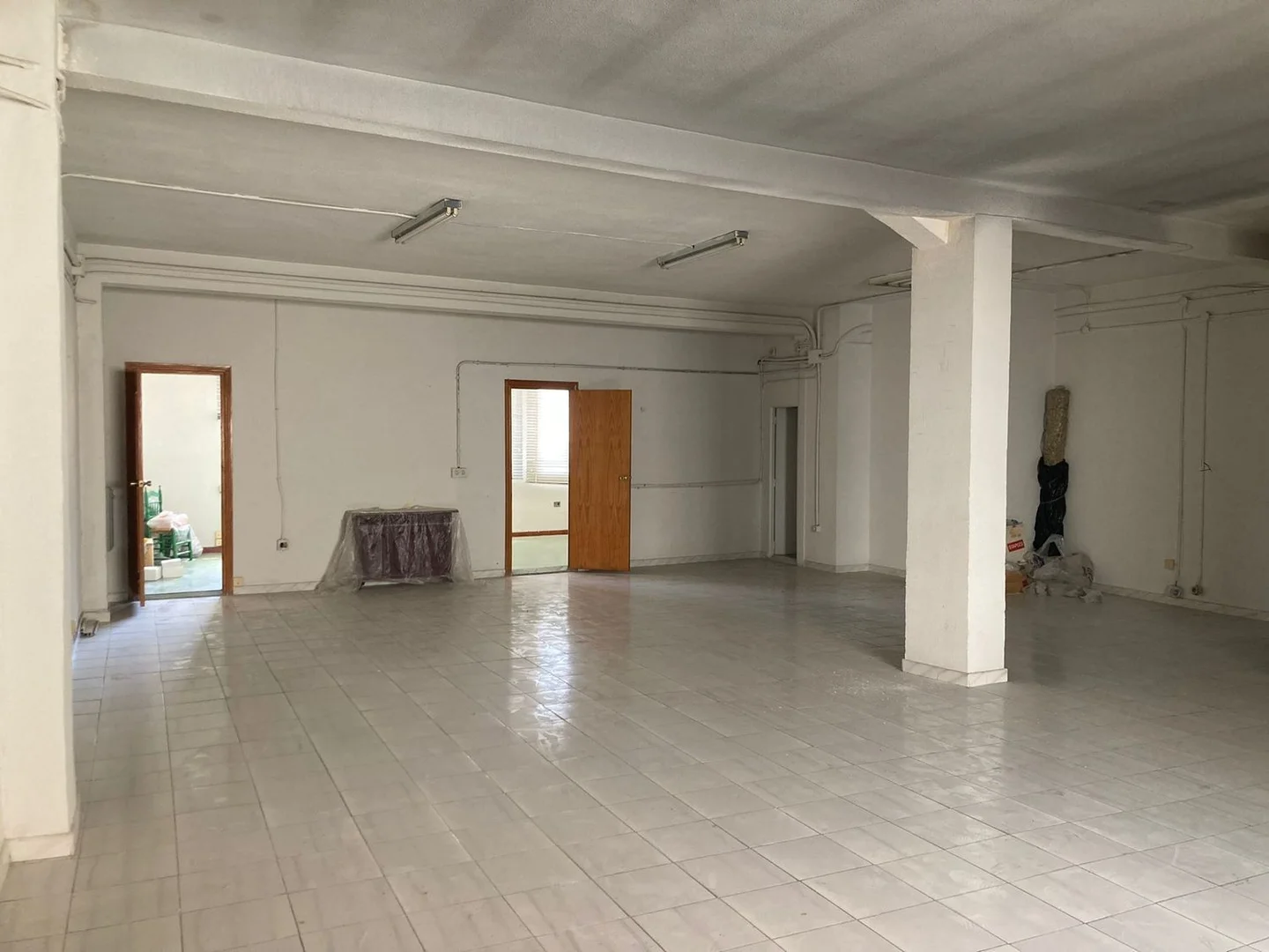 Edificio de uso mixto en Simancas - Foto 3