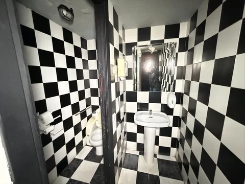 Local comercial en  Calle de Mauricio Legendre 3 - Foto 16