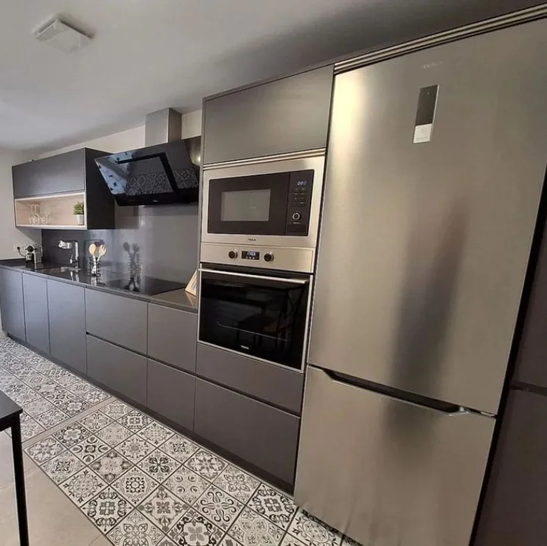 Piso en calle Casimiro Escudero, 11 - Foto 1