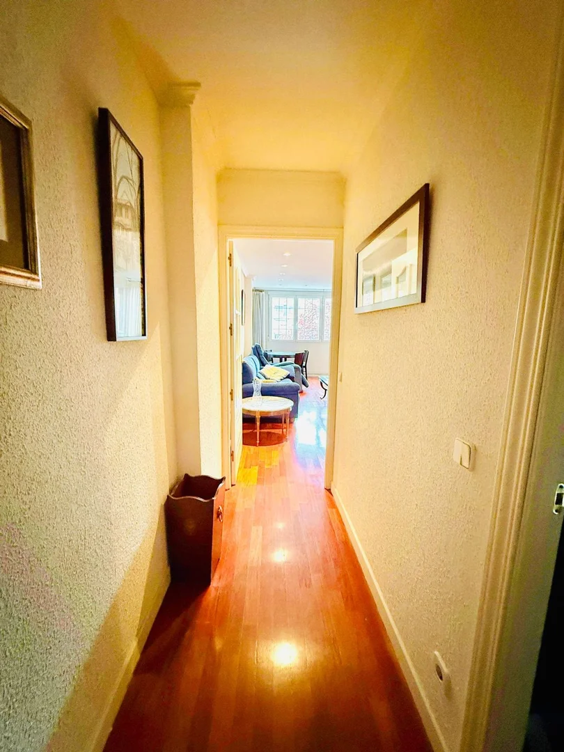 Piso en calle Pico de los Artilleros, 64 - Foto 2