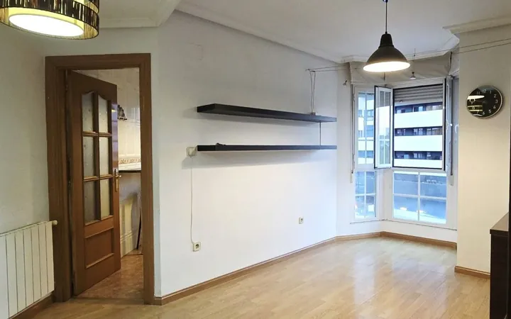 Piso en Paseo de la Dirección, 174, Valdeacederas - Foto 1