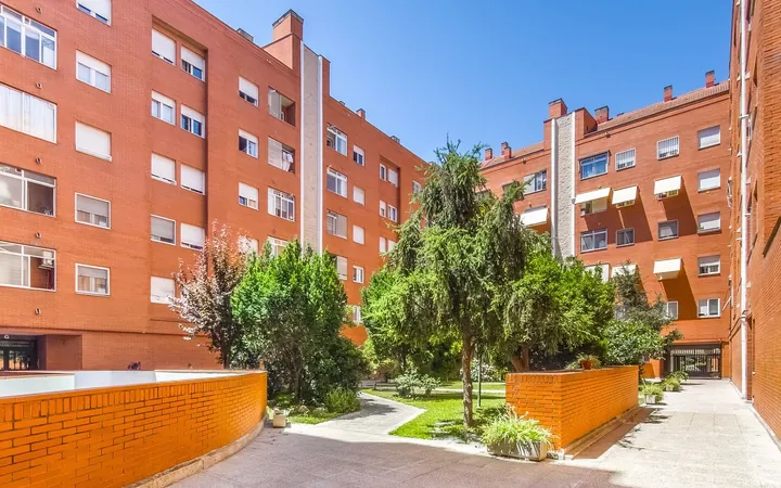 Piso en Calle Alcalá, Quintana - Foto 2