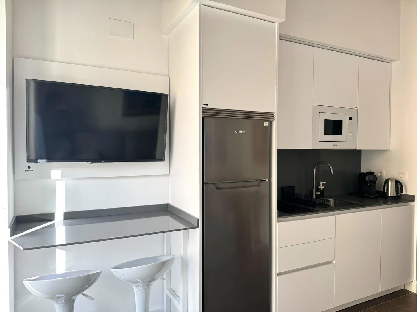 Estudio en calle de la Cava Baja, 13 - Foto 3