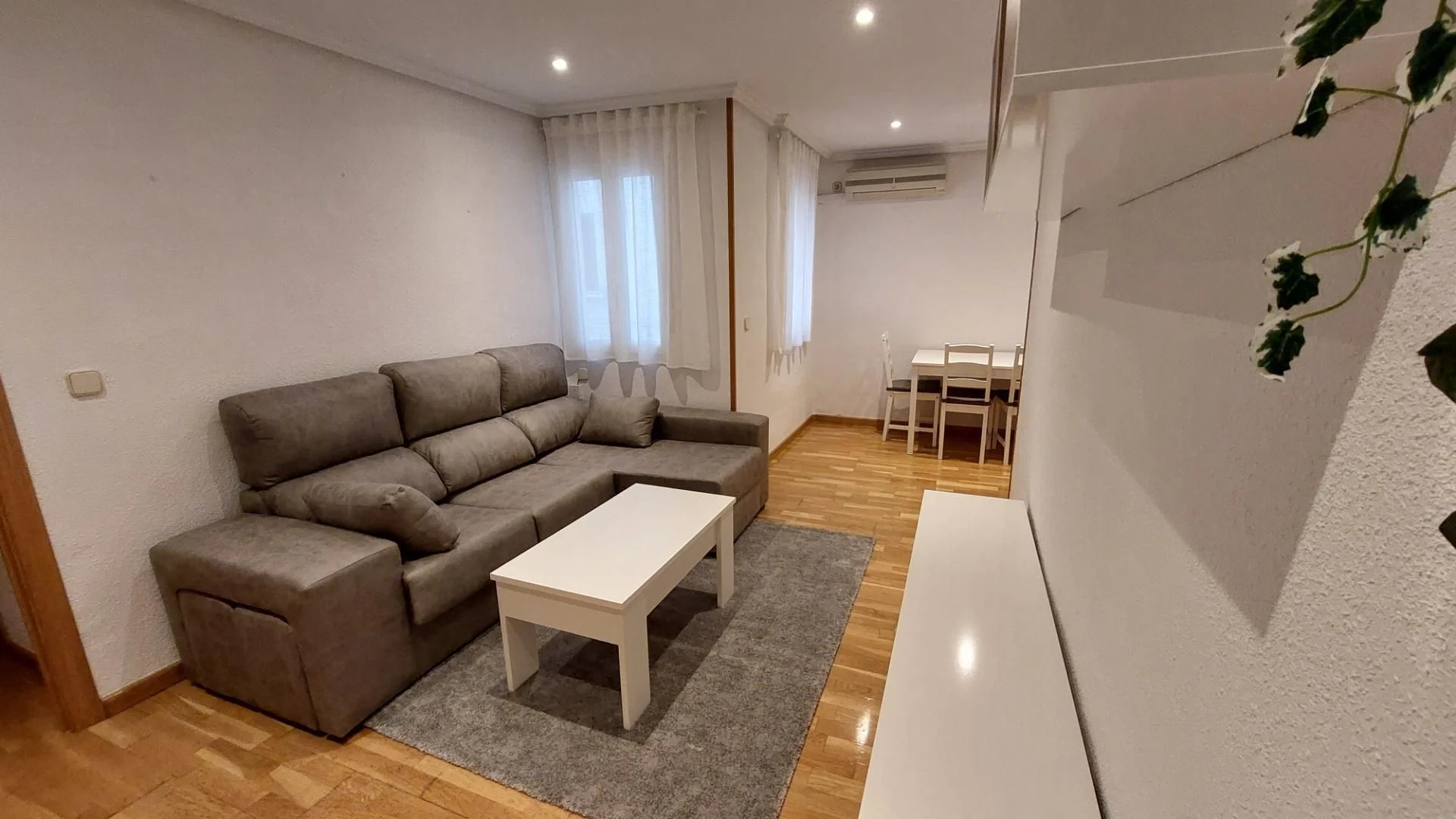 Piso en  Calle de Tomás Borrás 5 - Foto 3