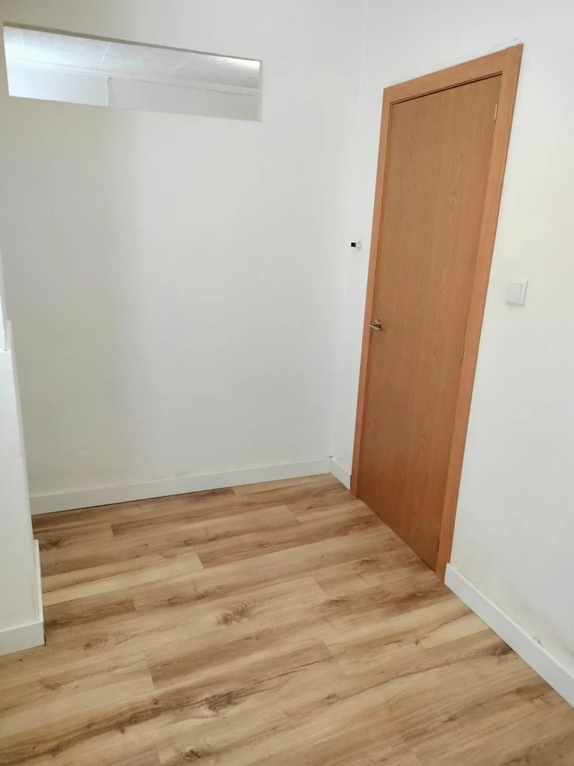 Piso en calle de Bellcaire, 62 , bajos - Foto 11