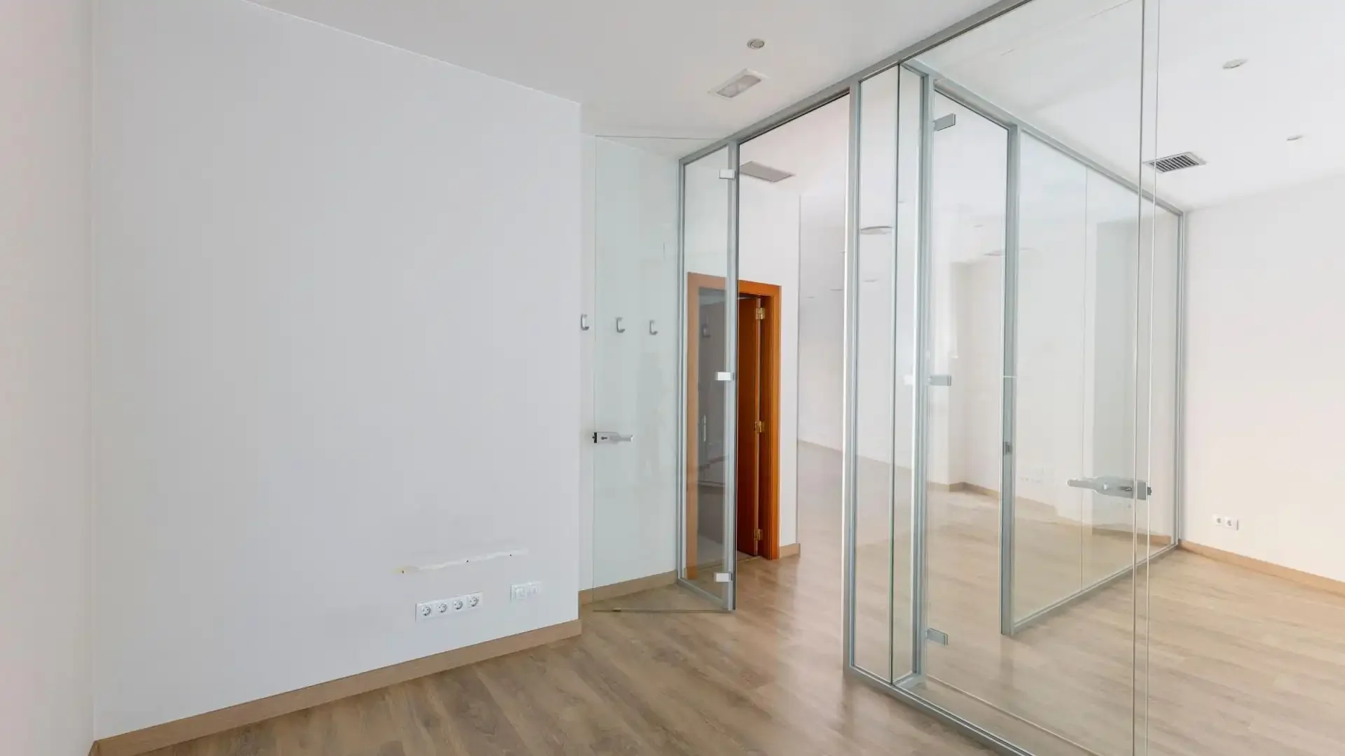 Local comercial en   CALLE BILBAO 180 - Foto 7