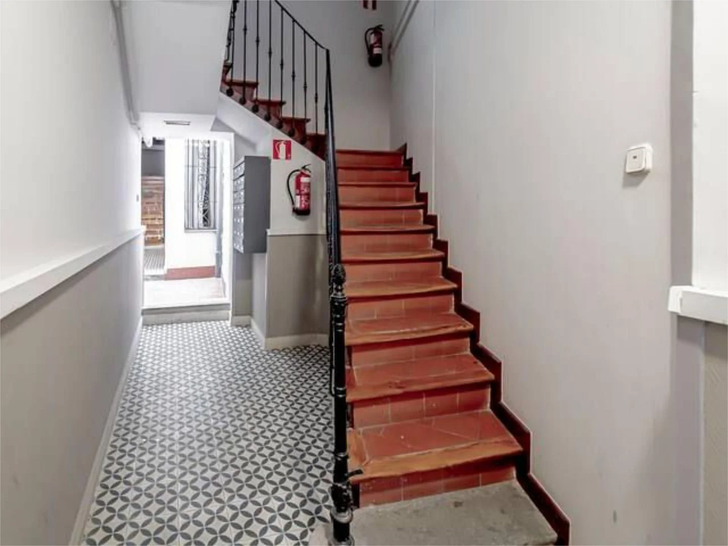 Piso en  Calle del Amparo 9 - Foto 31