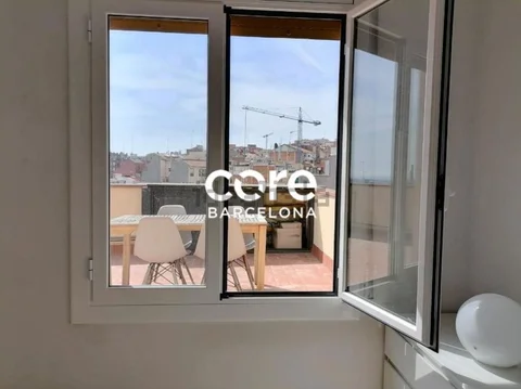 Ático en Barrio El Guinardó - Foto 5