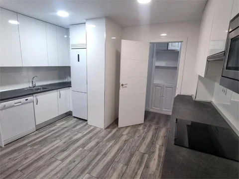 Piso en  Calle de Biarritz 3 - Foto 6