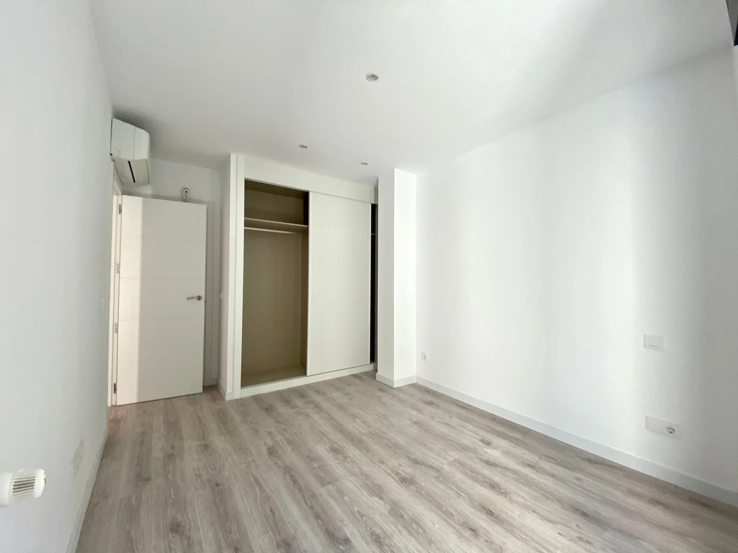 Piso en calle de La Solana de Opañel, 11 - Foto 14