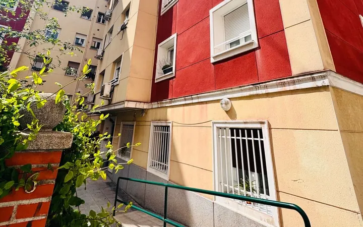Piso en Calle de la Virgen de la Fuencisla, 26, Concepción - Foto 1