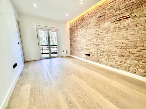 Piso en El Poble Sec - Parc de Montjuïc - Foto 1