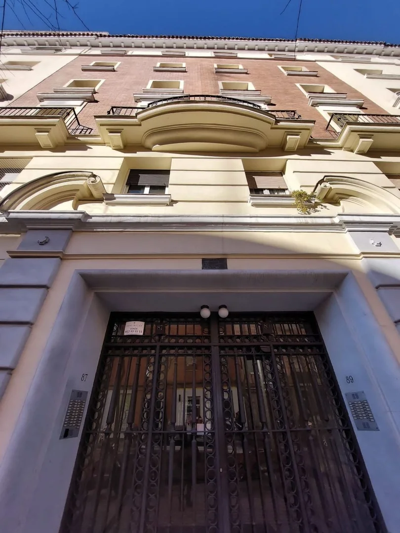 Estudio en Guzman el Bueno, 7 - Foto 13