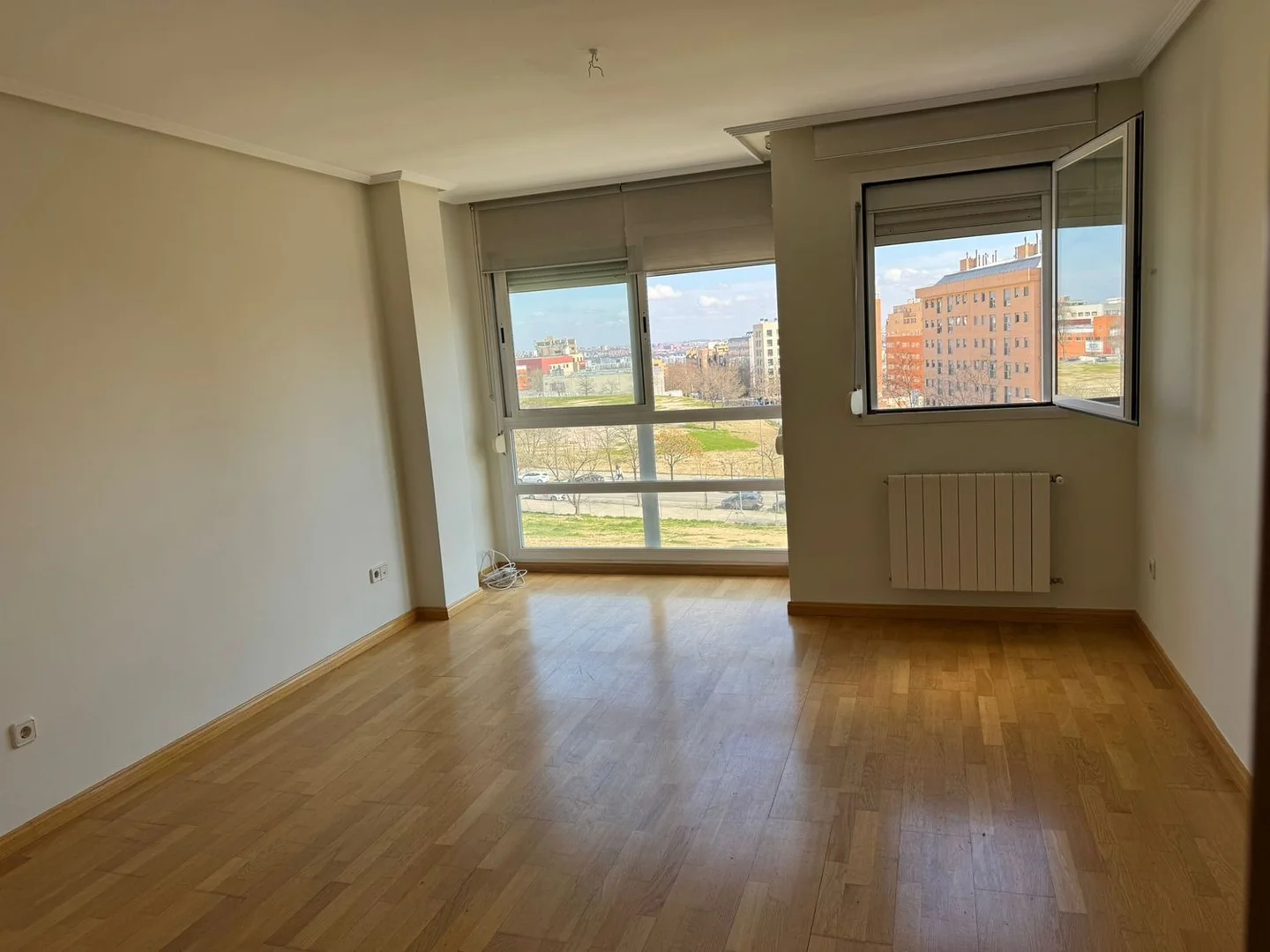 Piso en calle Corona, 8