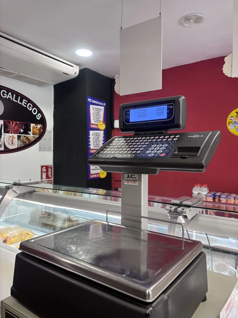 Carnicería, tienda de alimentación en traspaso en Gran Via de les Corts Catalanes - Foto 18