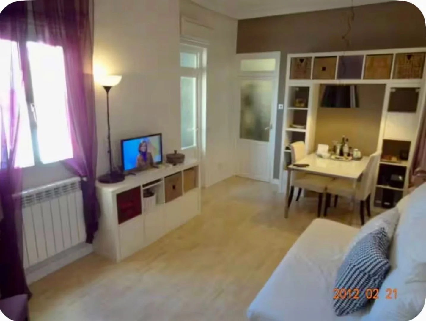 Piso en calle de Francos Rodríguez, 7 - Foto 1