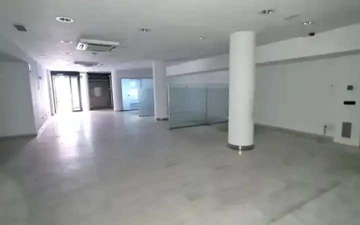 Local comercial en  Paseo del Marqués de Zafra - Foto 3