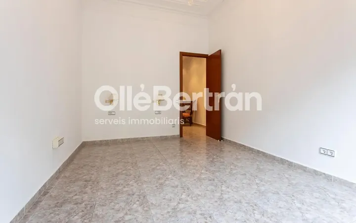 Piso en  de la Diputació - Foto 8