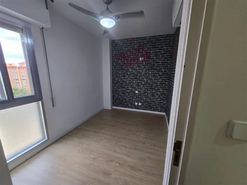 Piso en  Calle Emigrantes 14 - Foto 25