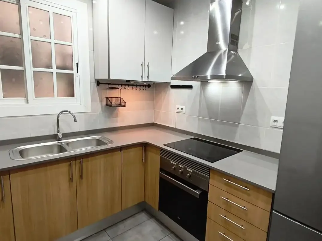 Apartamento en  Avinguda del Paral·lel 122 B - Foto 2