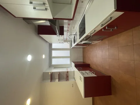 Piso en  Calle del Conde de Cartagena 5 - Foto 4